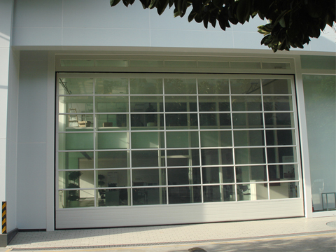 快速卷帘门是一种新型工业快速门